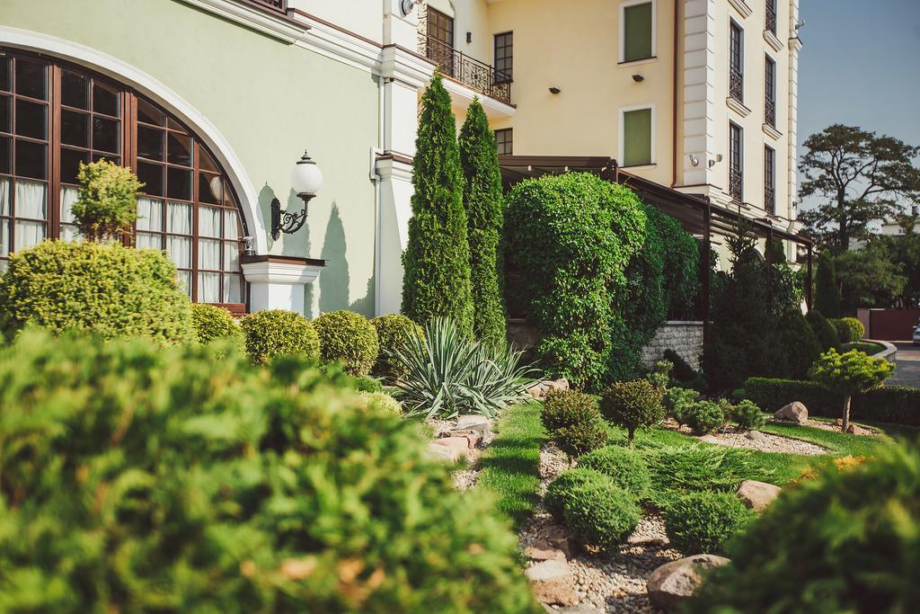 Hermitage Hotel Брест Екстериор снимка